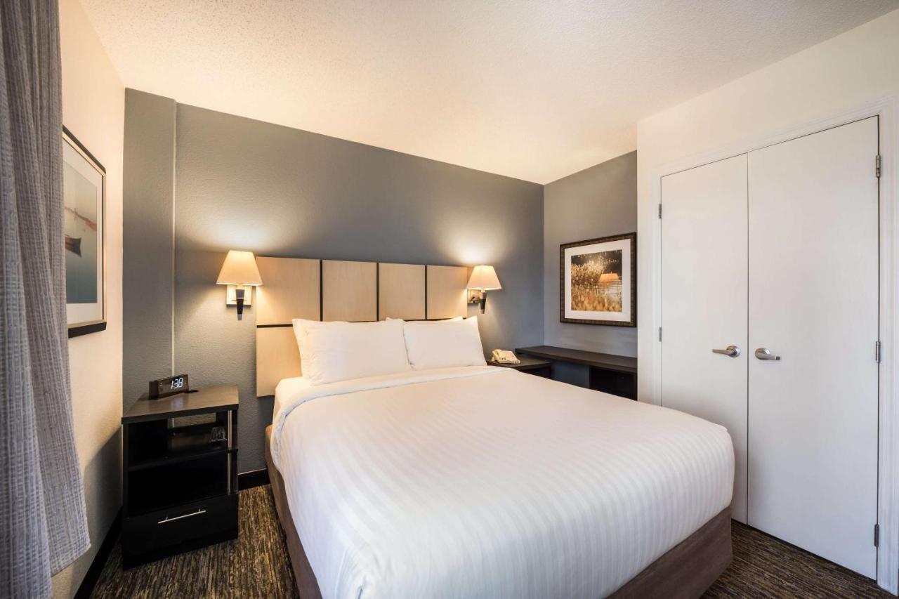 Sonesta Simply Suites Birmingham Хувър Екстериор снимка